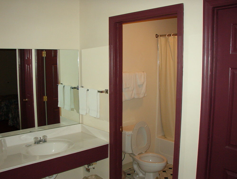 Royal Inn Albany Extérieur photo